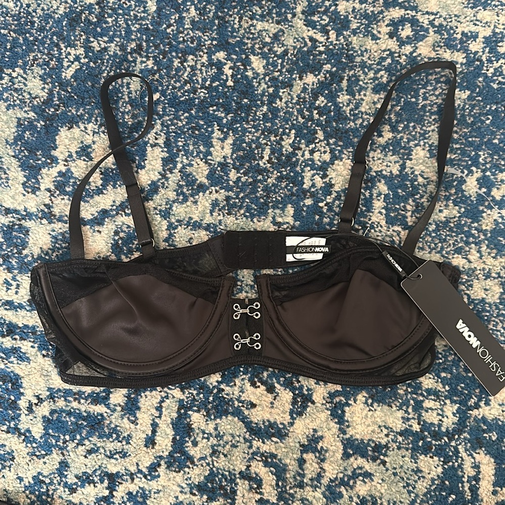 Fashion Nova Hooked on Desire Mesh Garter 3-piece Black Set S NWT - Picture 9 of 13